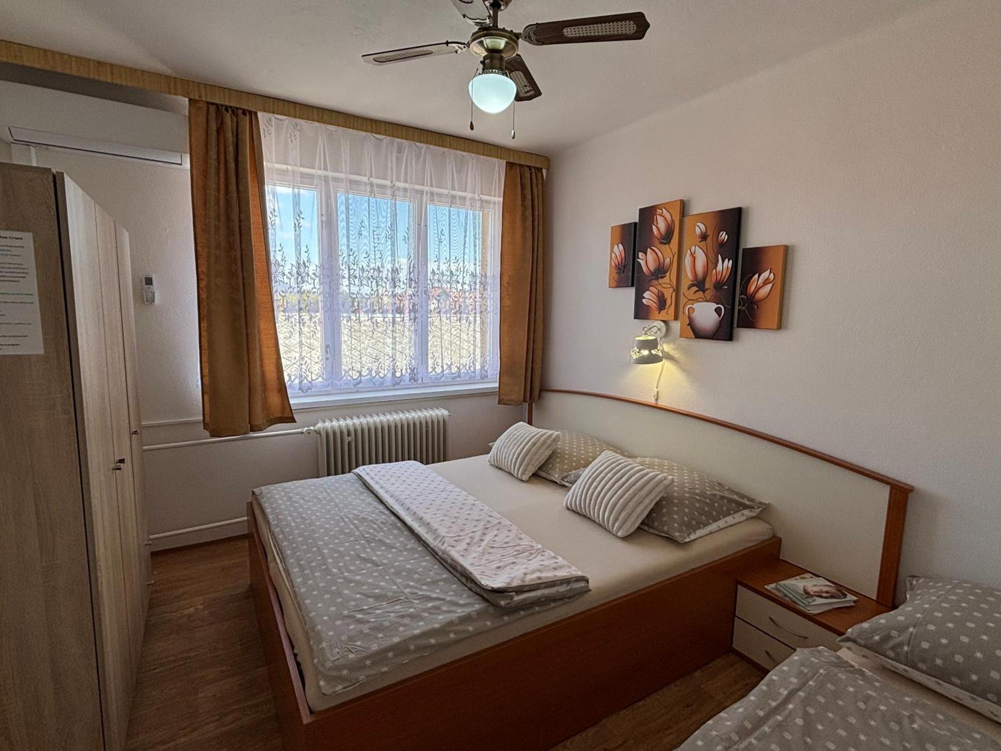 Apartmanovy Dom Grand Штурово Екстер'єр фото