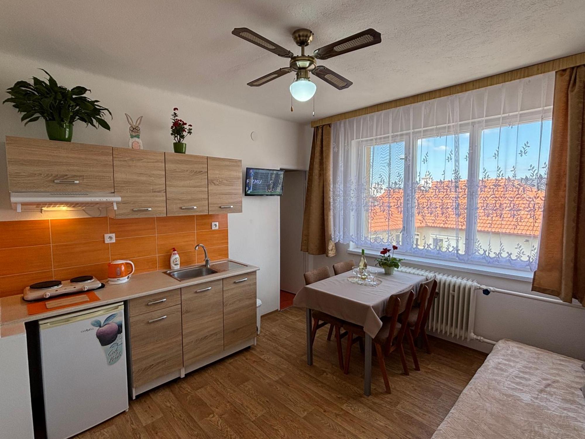 Apartmanovy Dom Grand Штурово Екстер'єр фото