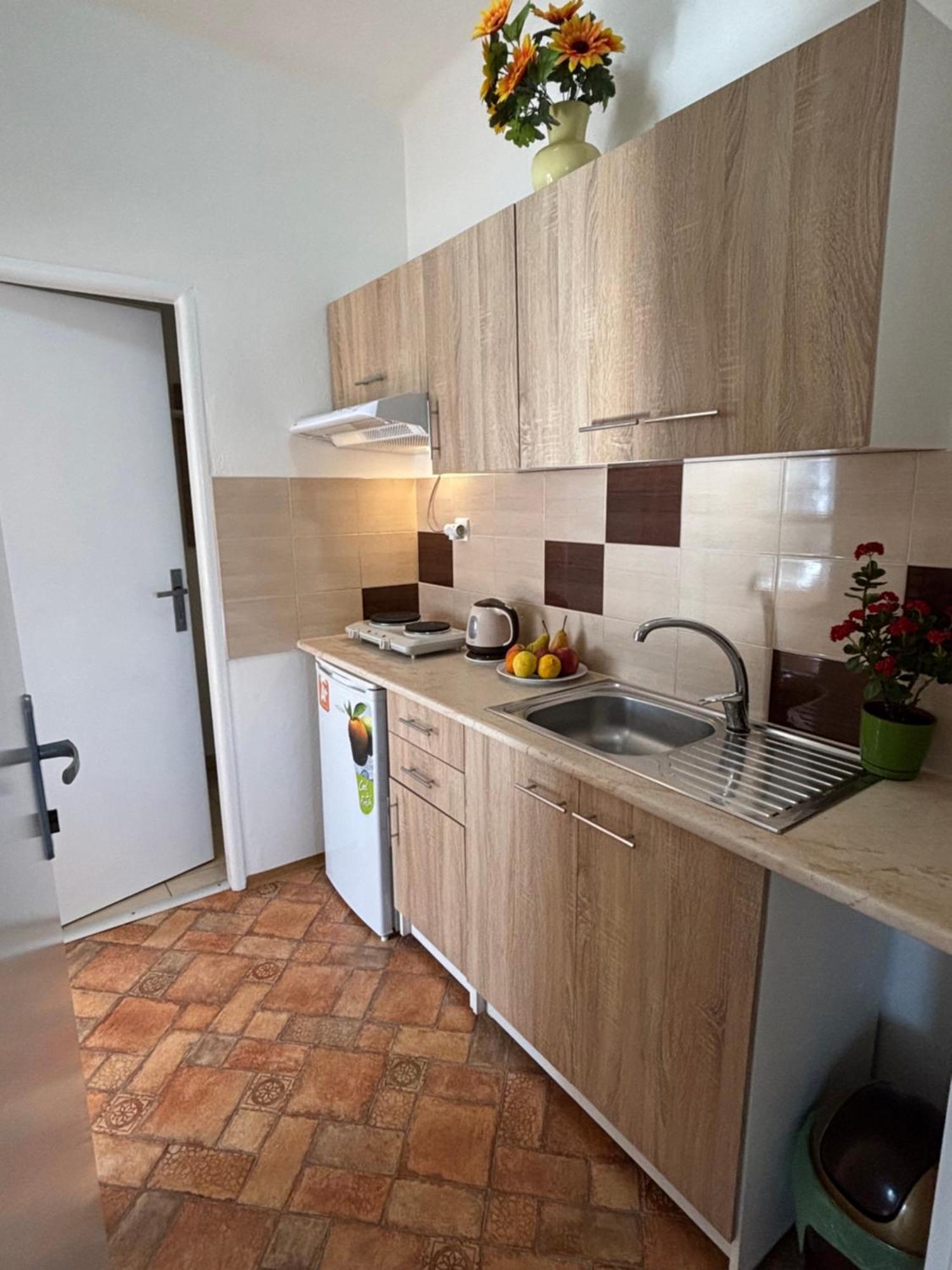 Apartmanovy Dom Grand Штурово Екстер'єр фото