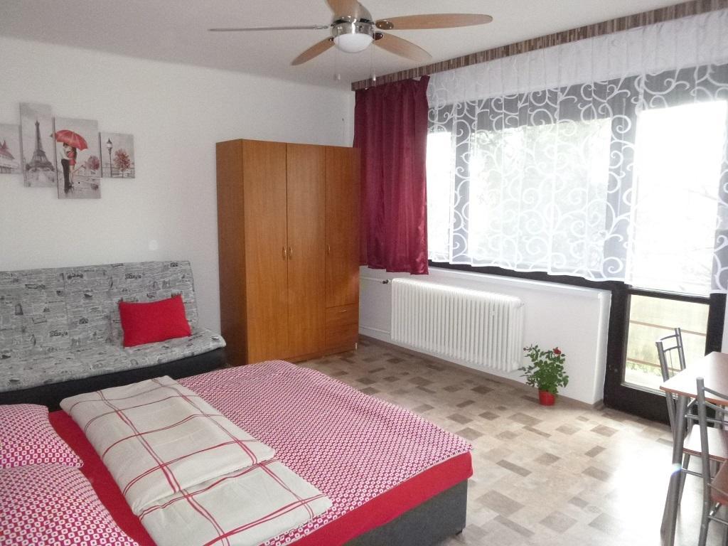Apartmanovy Dom Grand Штурово Екстер'єр фото
