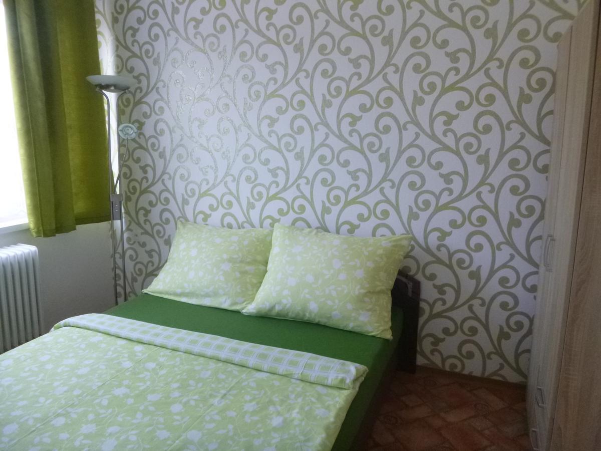 Apartmanovy Dom Grand Штурово Екстер'єр фото